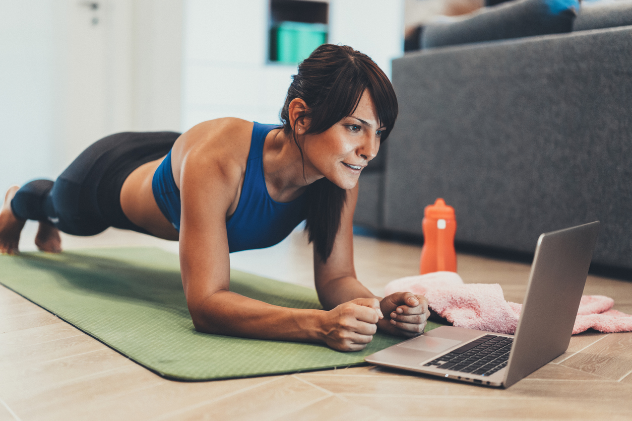 sporty-woman-doing-workout-at-home